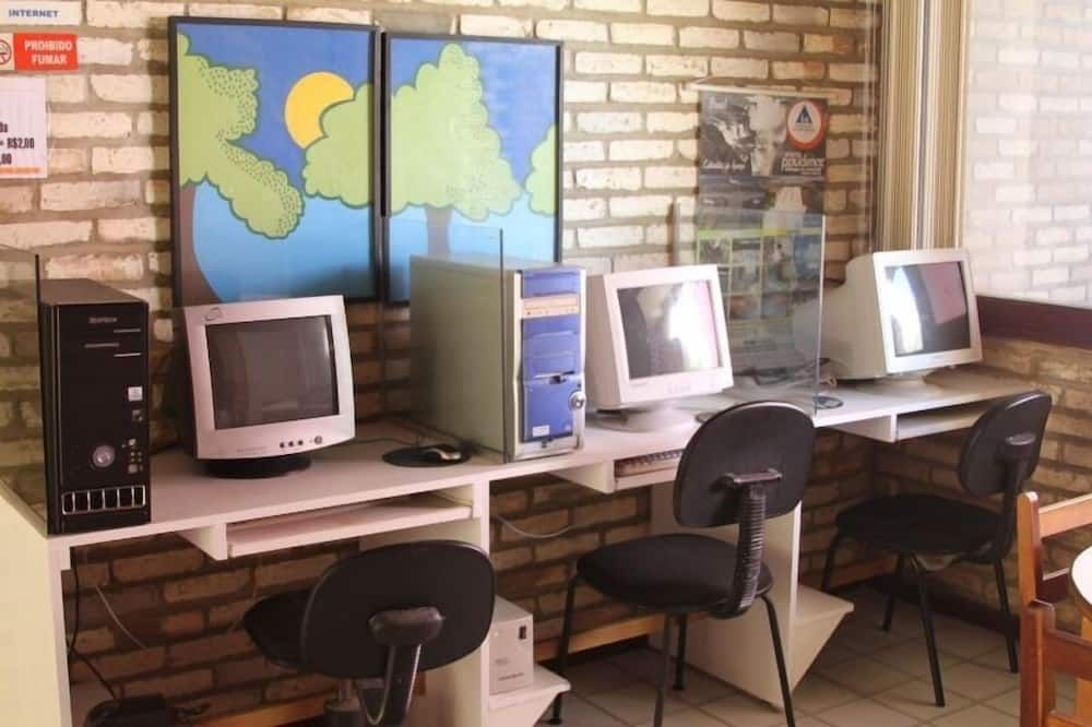 מרכז עסקים