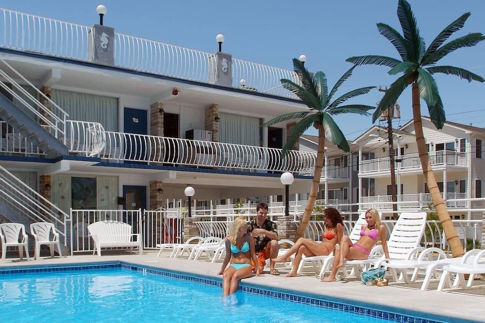 בריכה תמונה