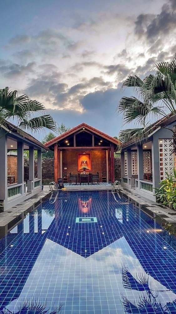 בריכה תמונה