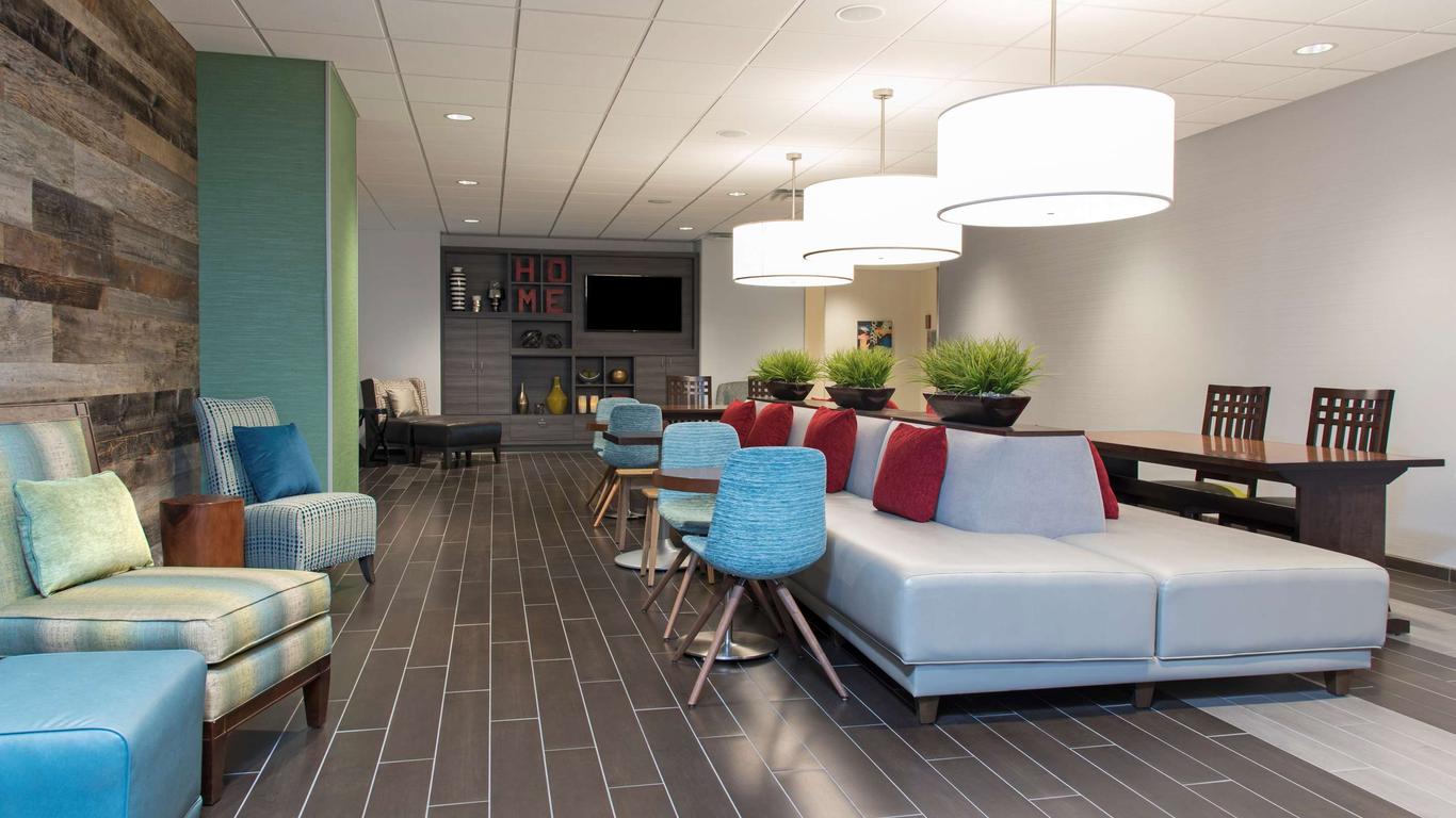 Home2 Suites by Hilton Indianapolis Downtown
