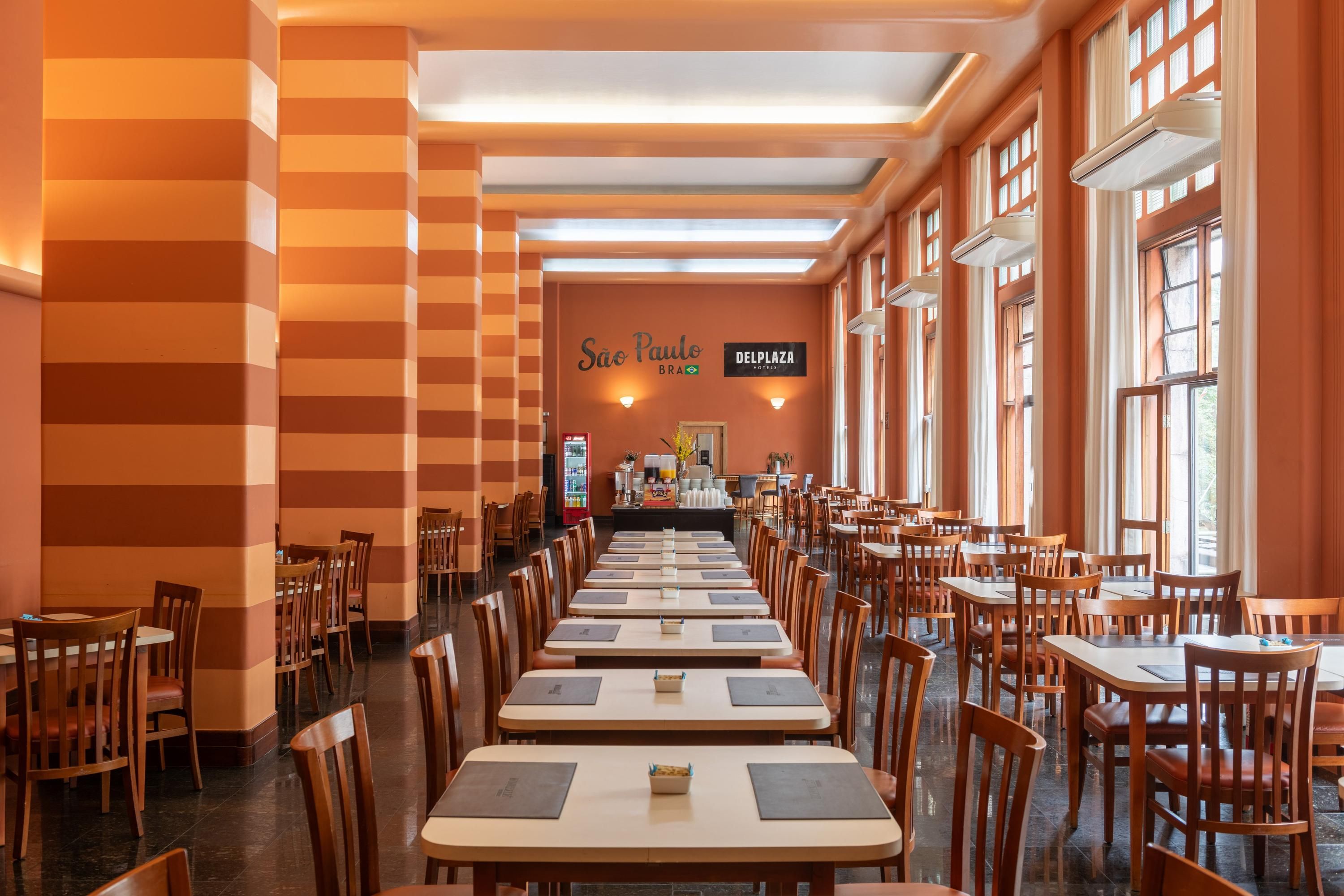 מסעדה תמונה