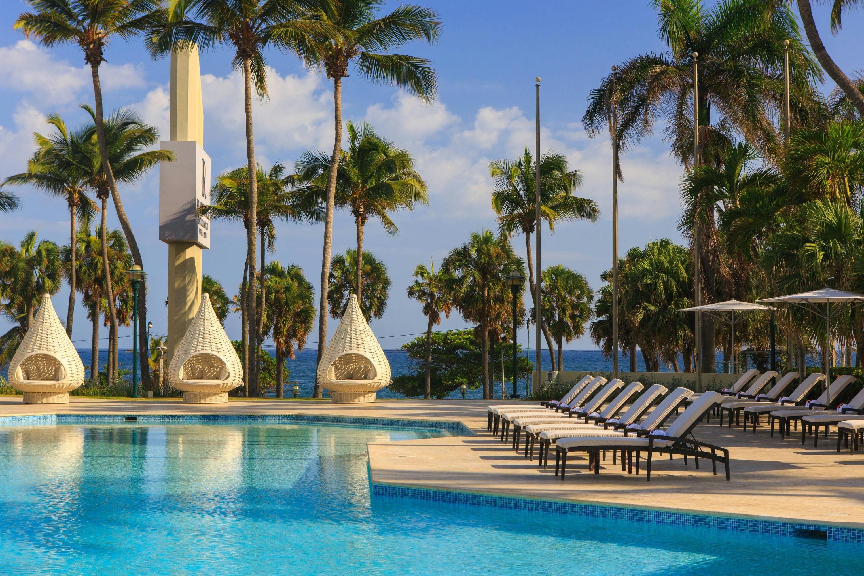 בריכה תמונה