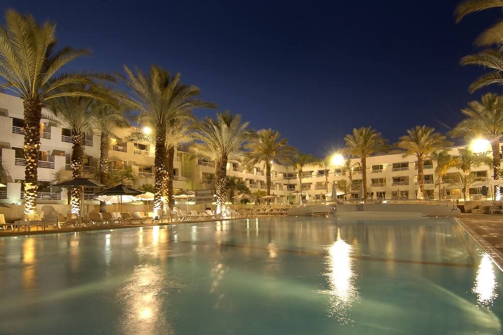 בריכה תמונה