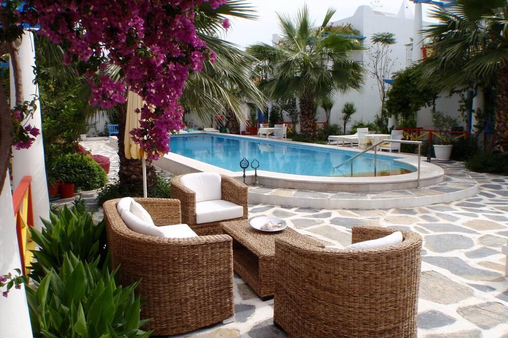 בריכה תמונה