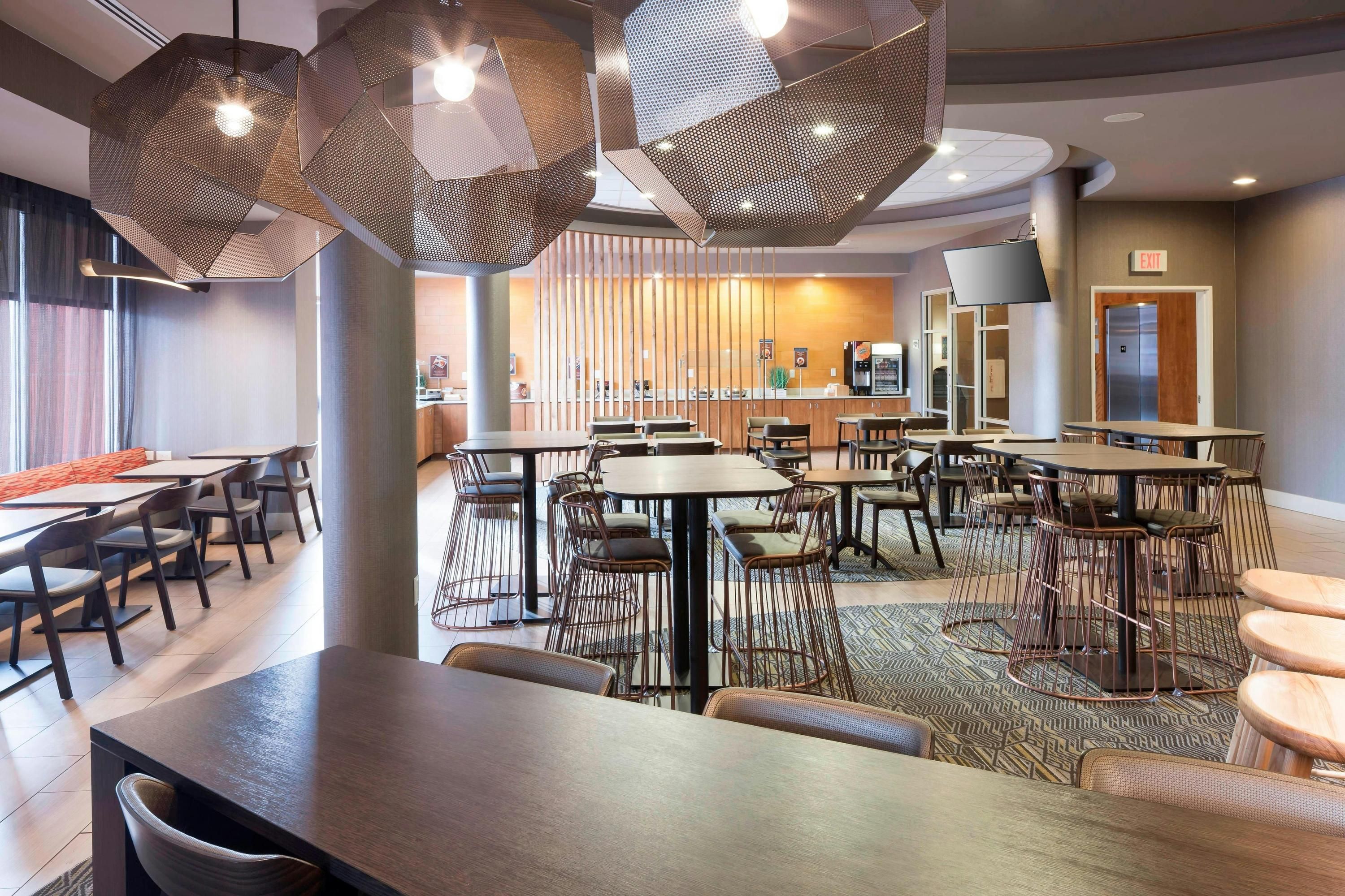 מסעדה תמונה