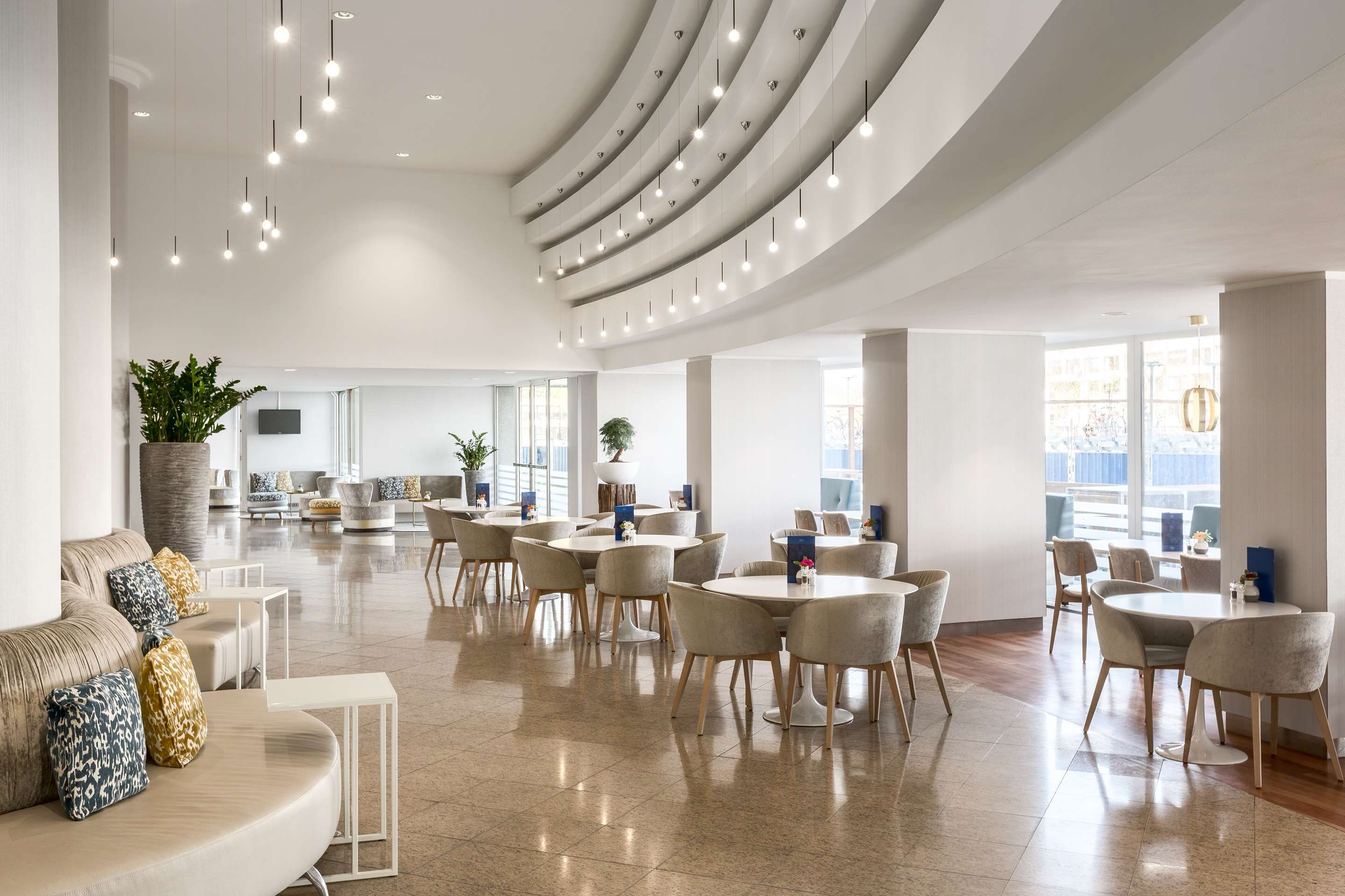 מסעדה תמונה