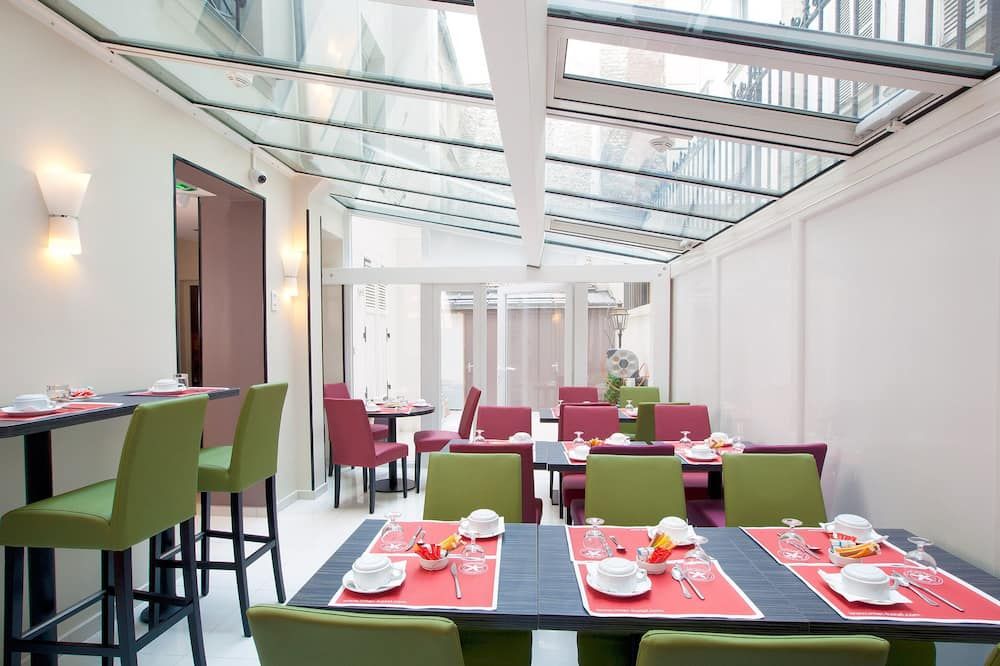 מסעדה תמונה