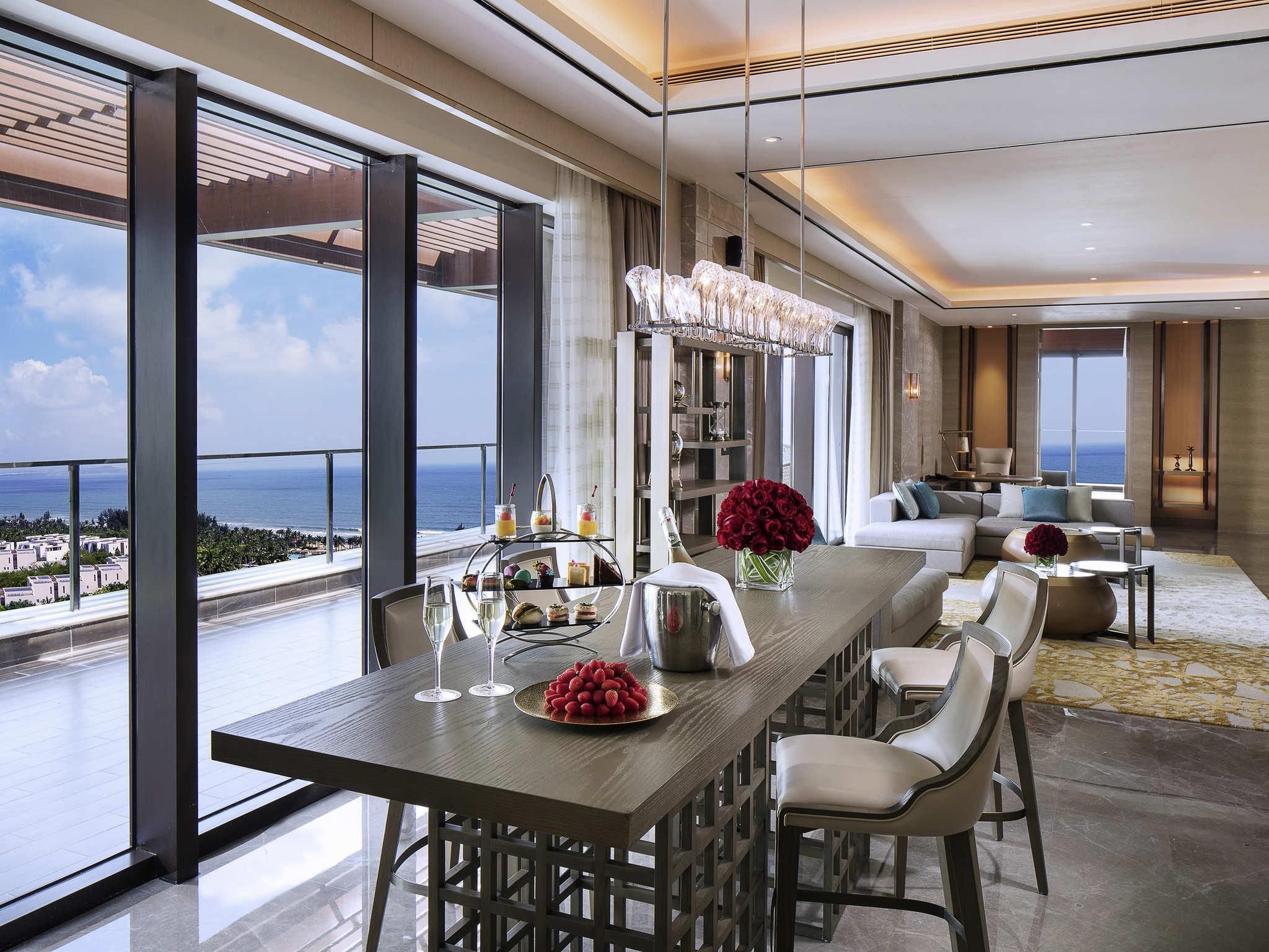 חדר אוכל