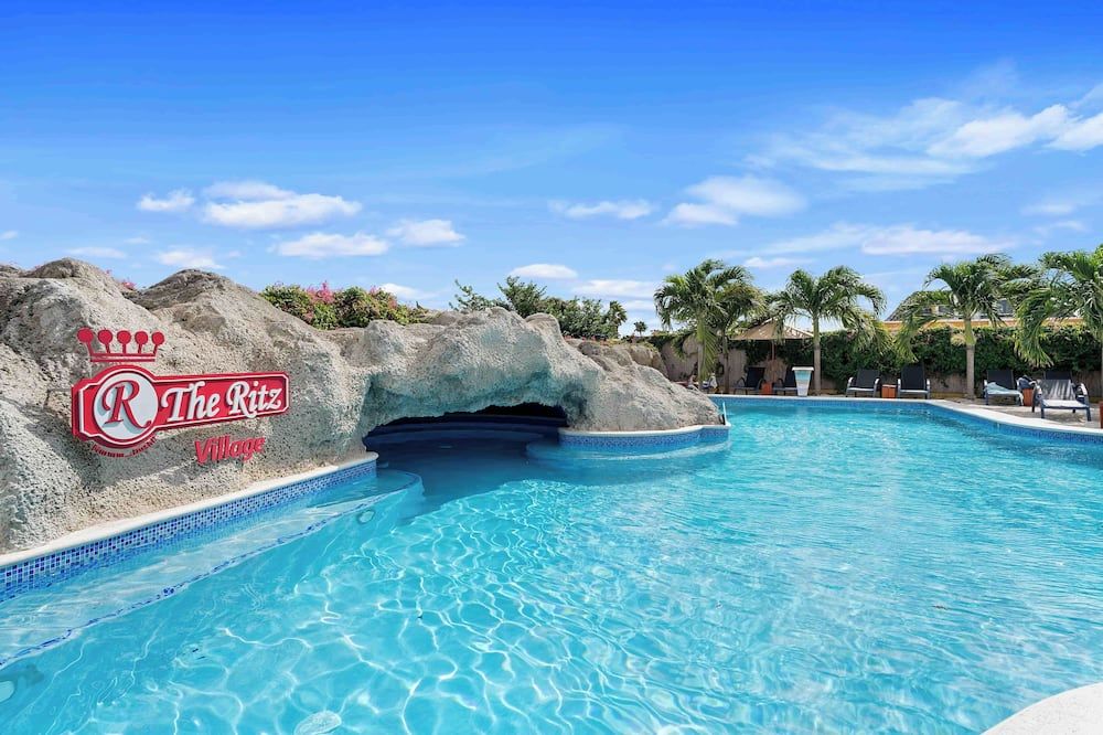 בריכה תמונה