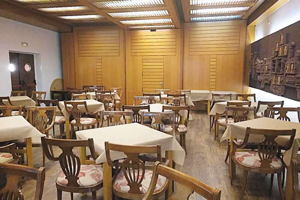 מסעדה תמונה