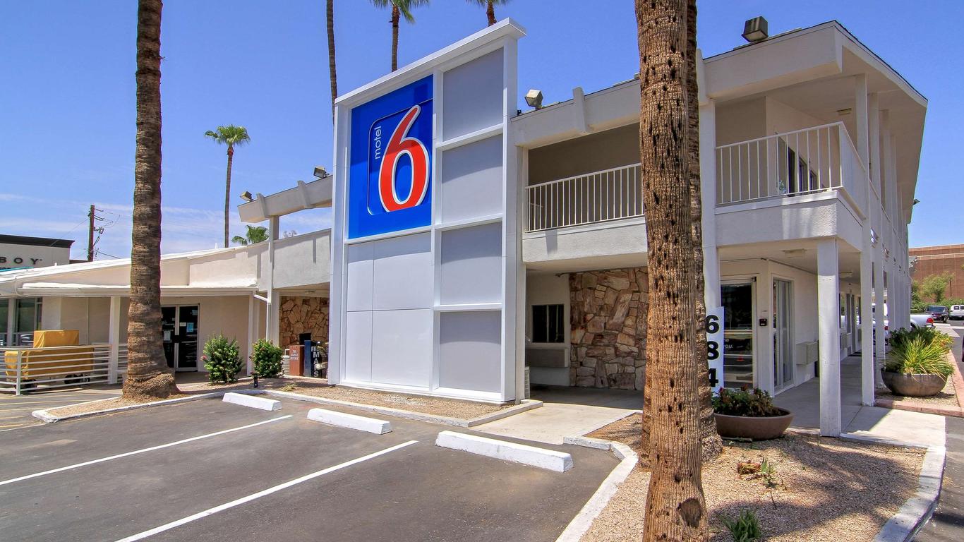 Motel 6 Scottsdale
