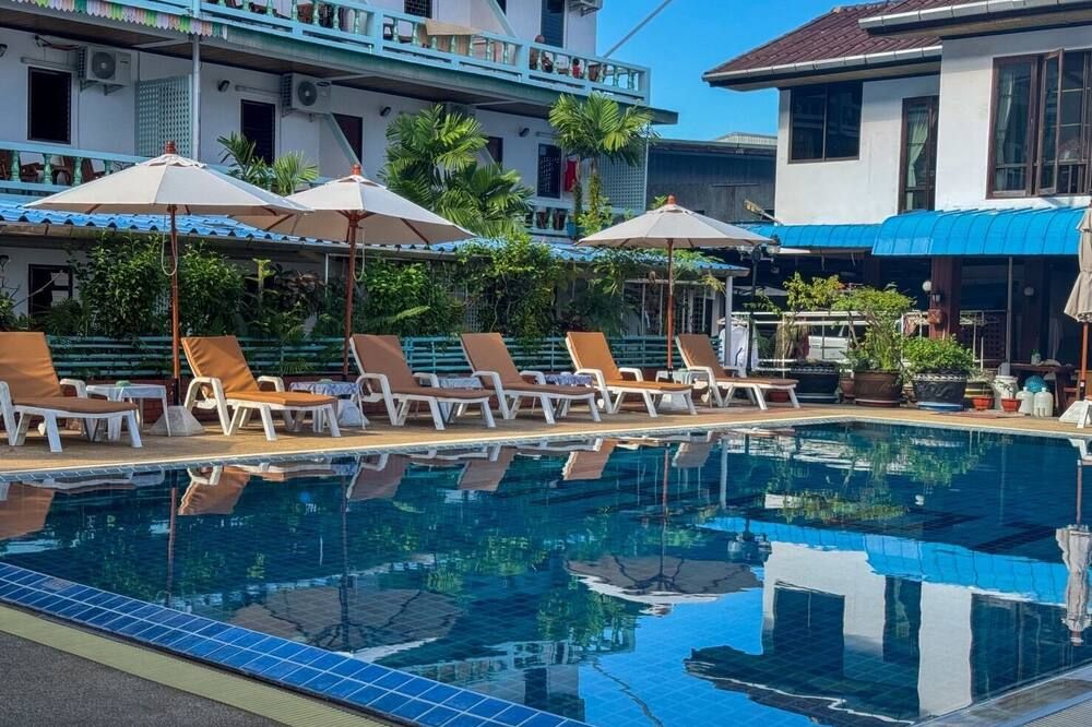 בריכה תמונה