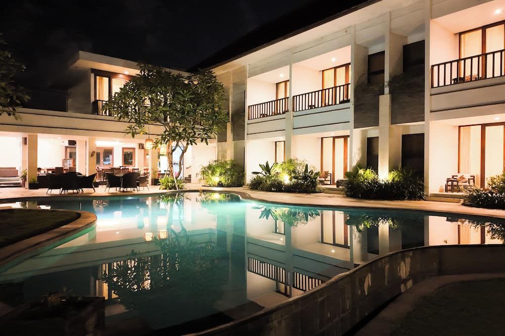 בריכה תמונה