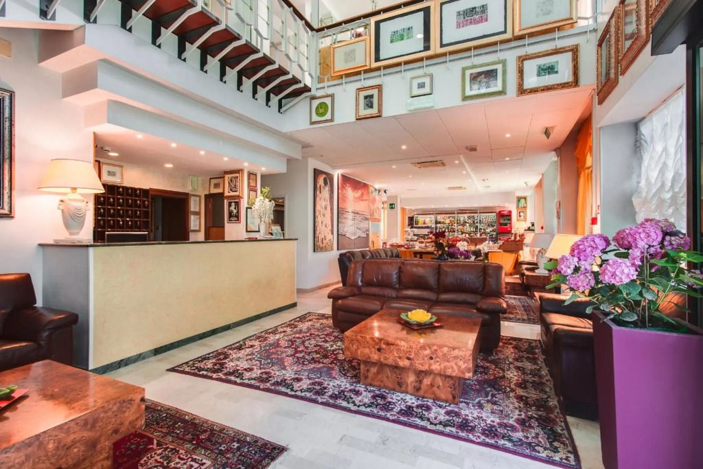 דלפק קבלה תמונה