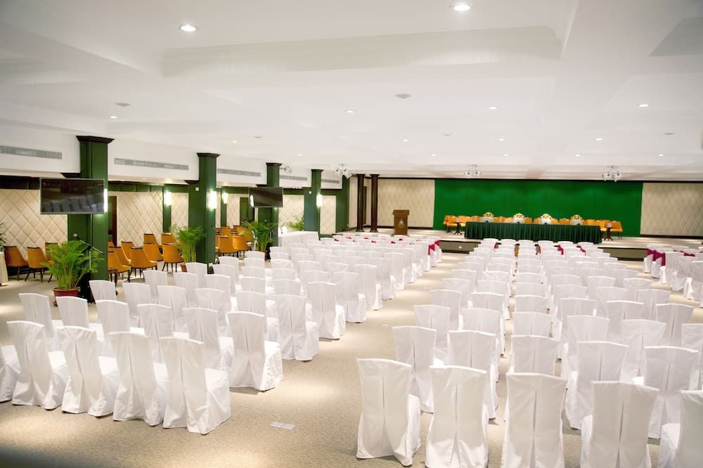 חדר ישיבות
