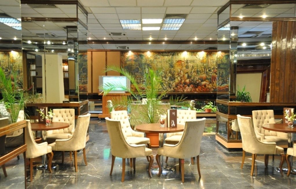 מסעדה תמונה