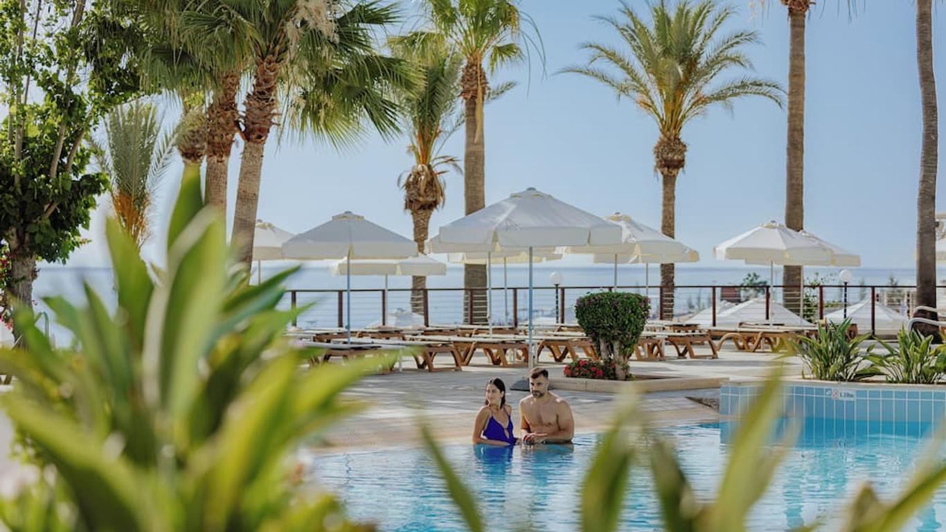 Golden Coast Beach Hotel