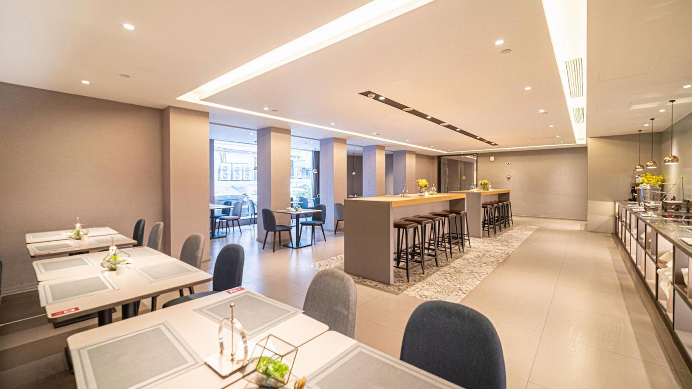 Home Inn Style Golden Nanjing Xinjiekou Metro Station