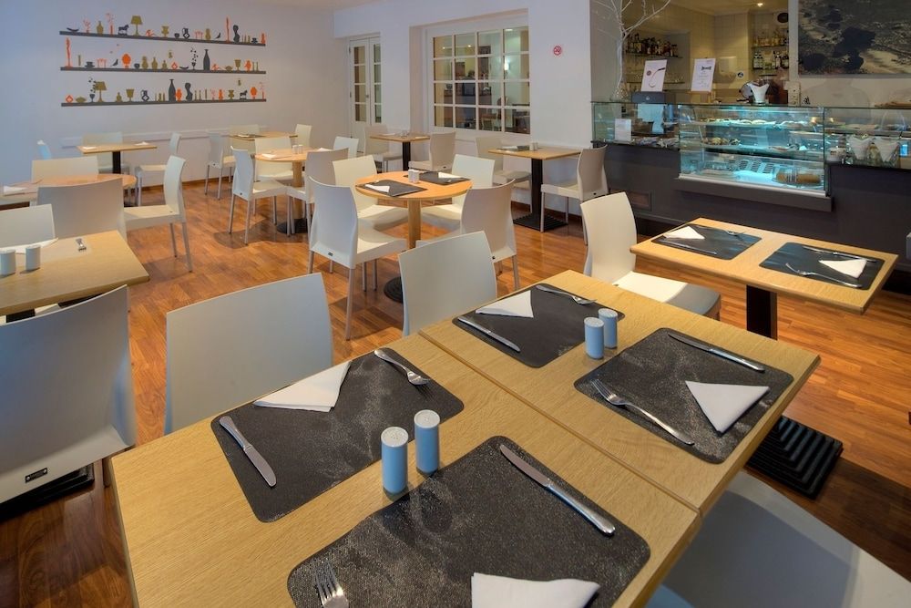 מסעדה תמונה