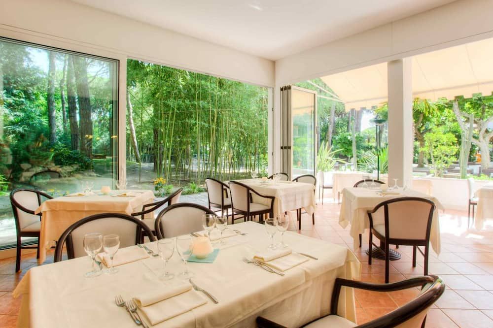 מסעדה תמונה