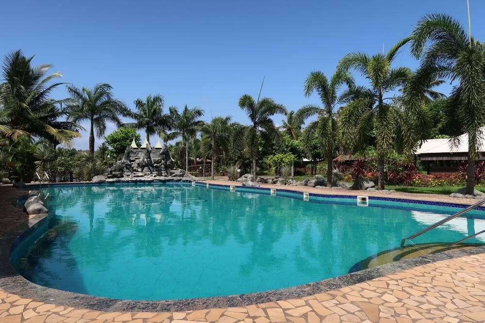 בריכה תמונה