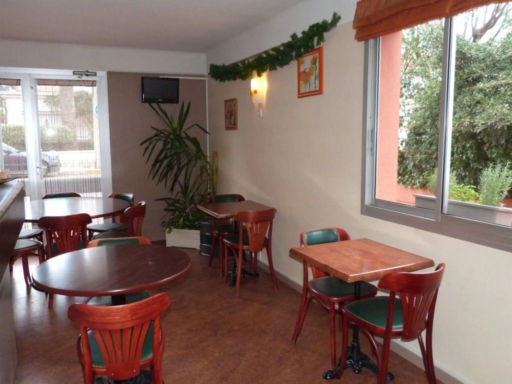 מסעדה תמונה