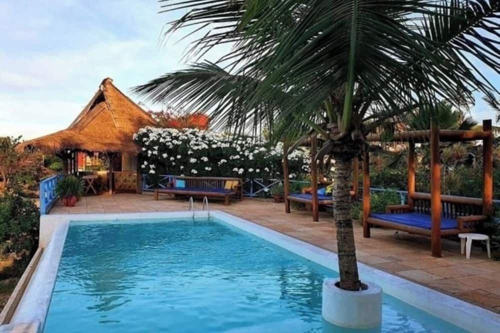 בריכה תמונה