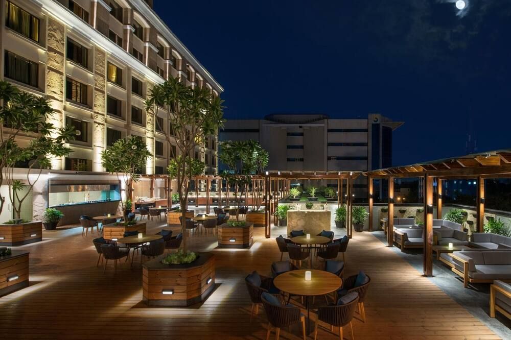 מסעדה תמונה