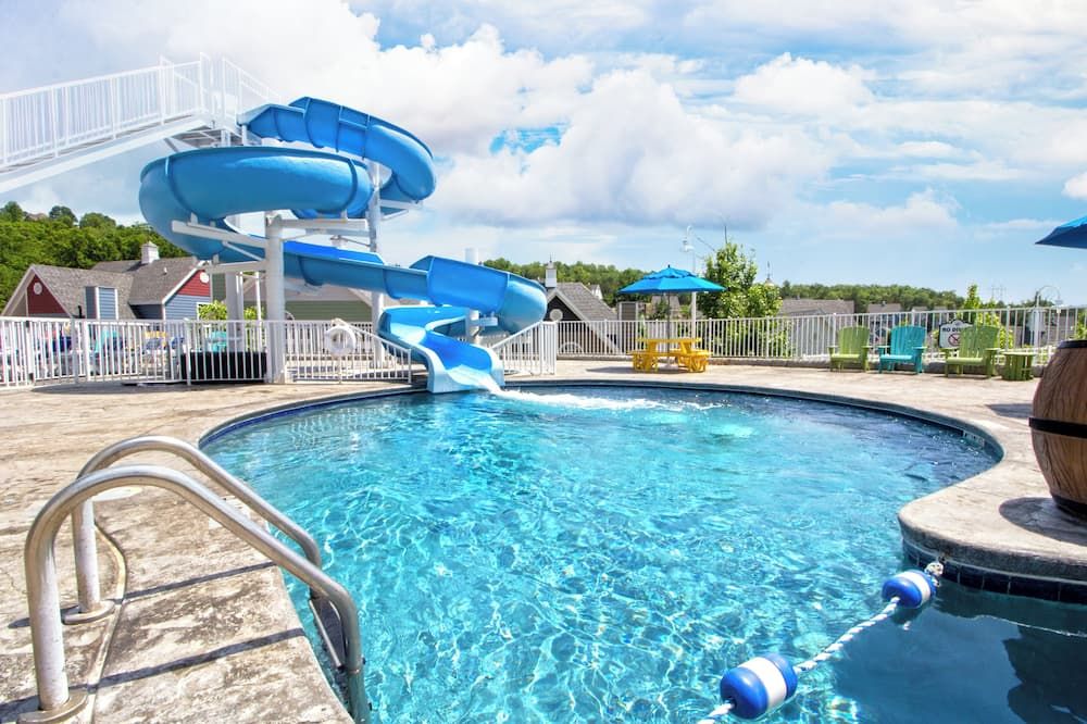 בריכה תמונה