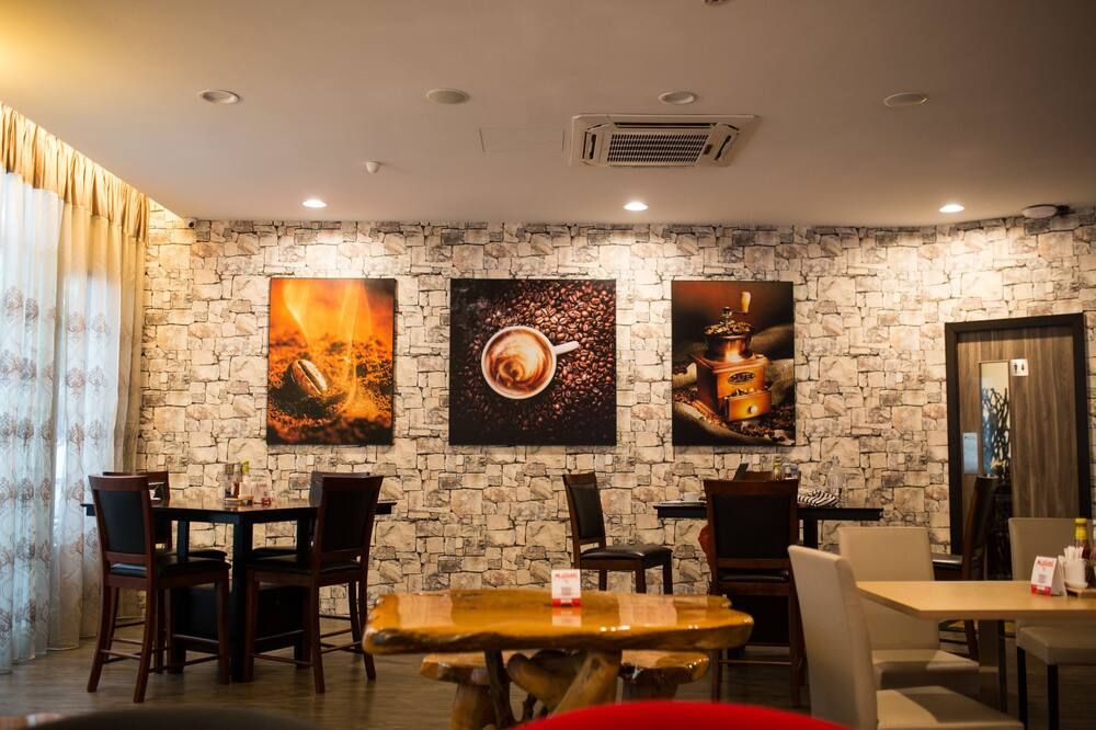 מסעדה תמונה