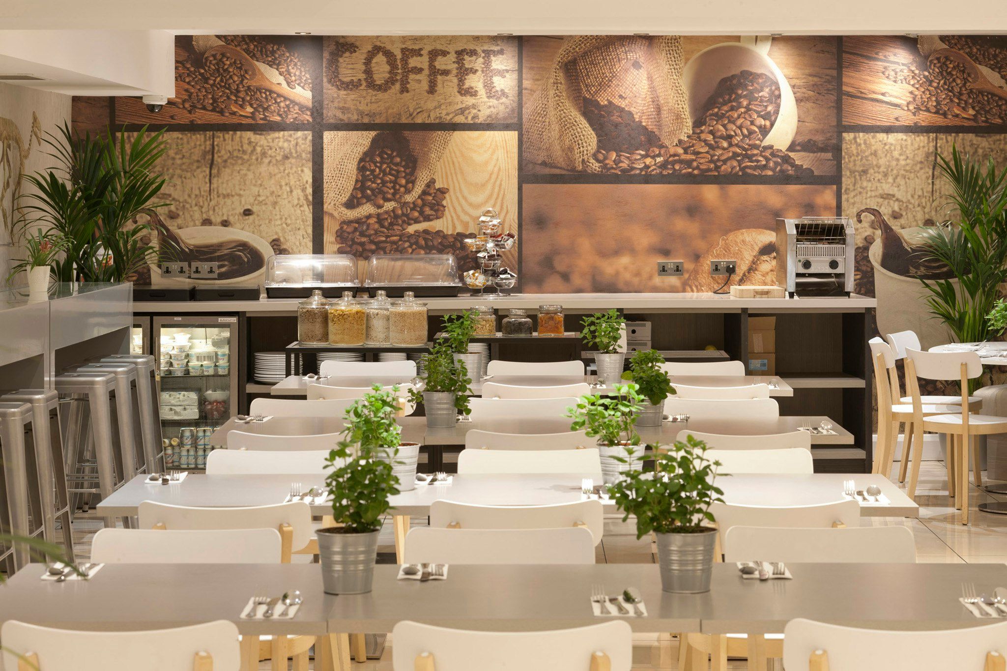 מסעדה תמונה