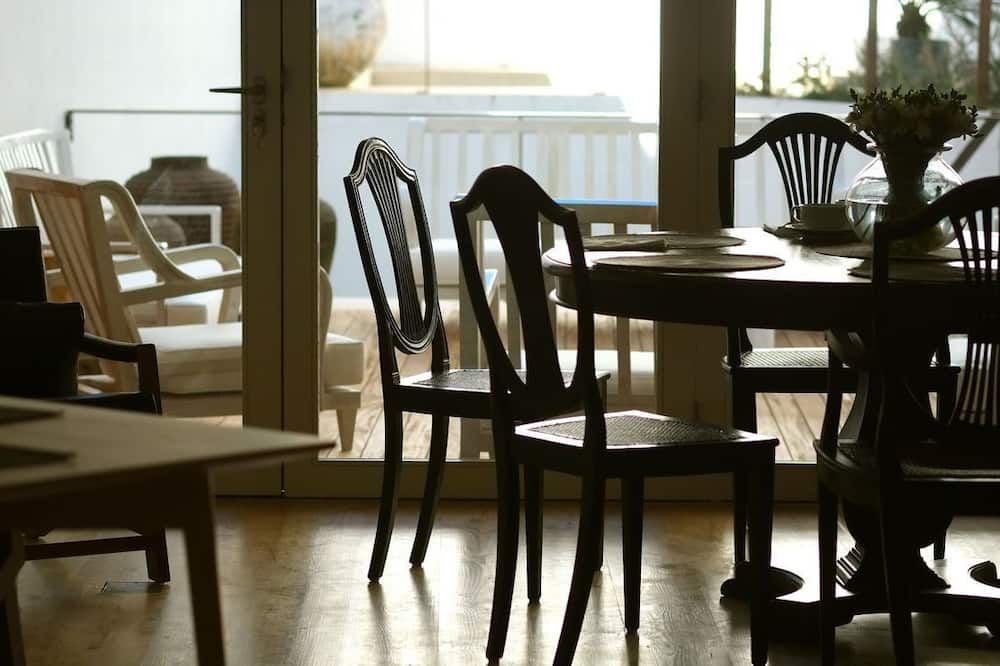 חדר אוכל