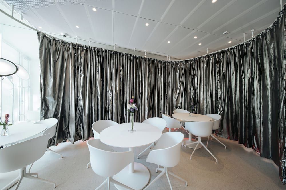 מסעדה תמונה