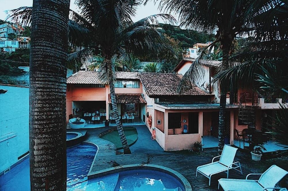 בריכה תמונה