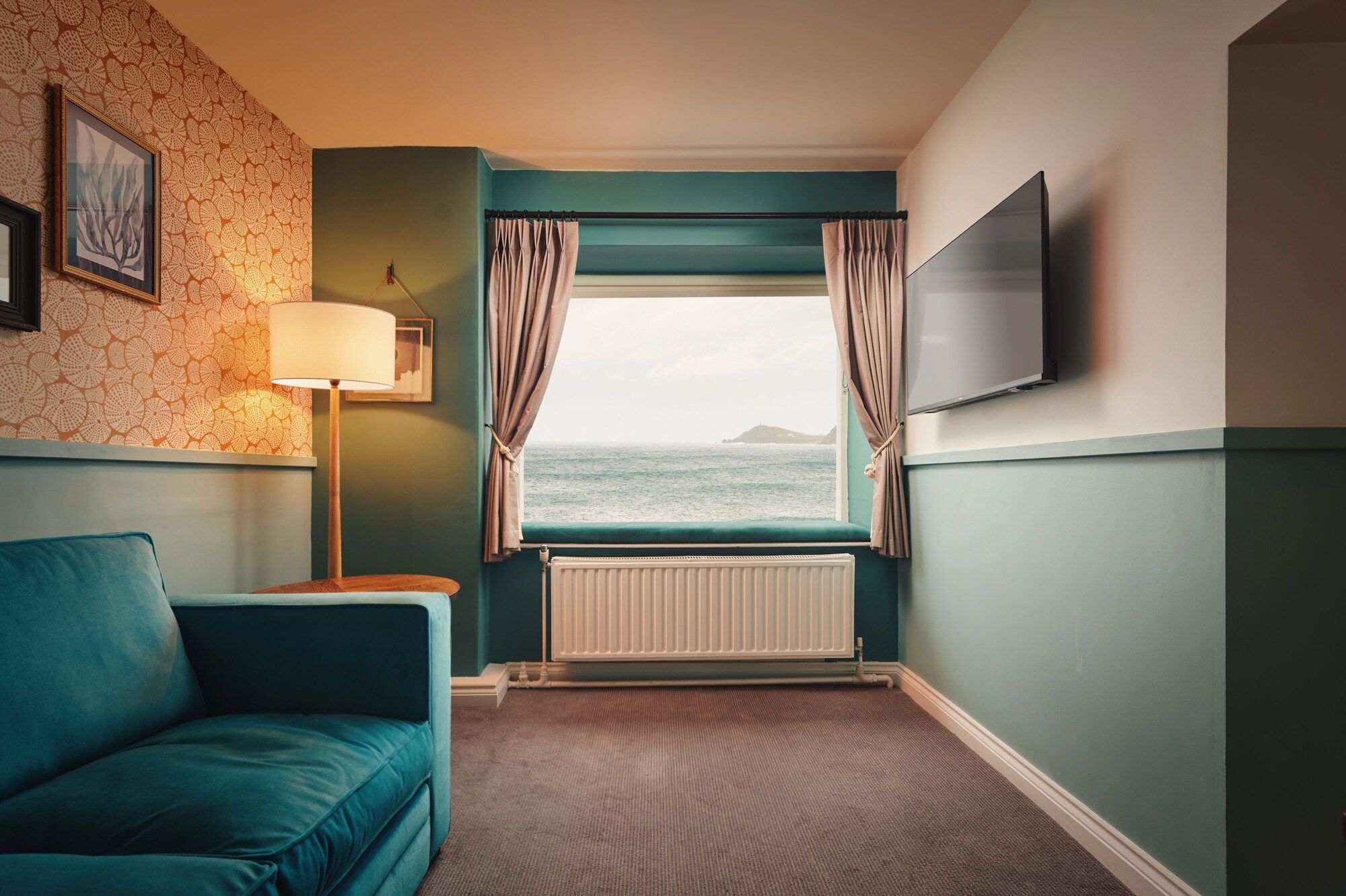 אחר