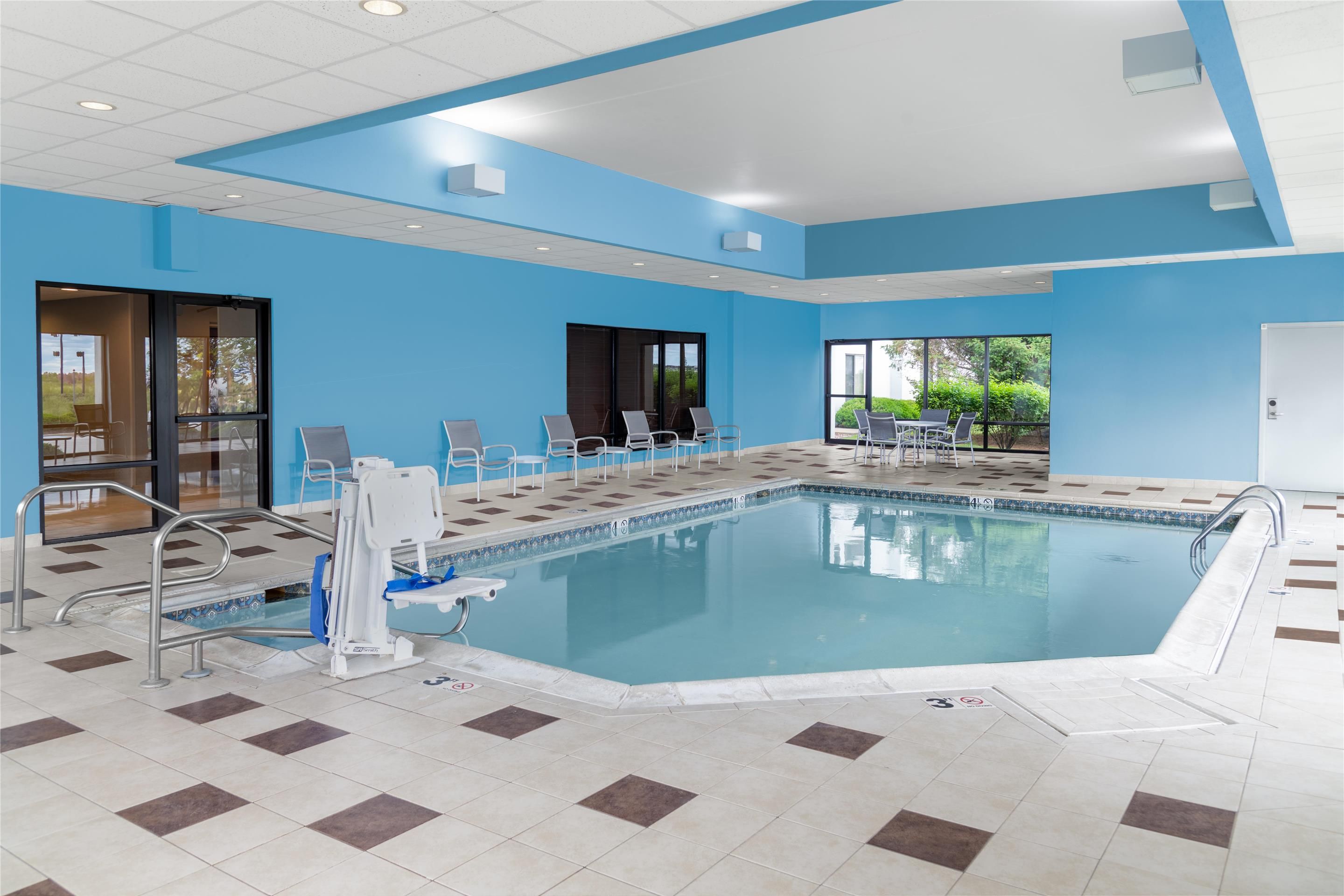 בריכה תמונה