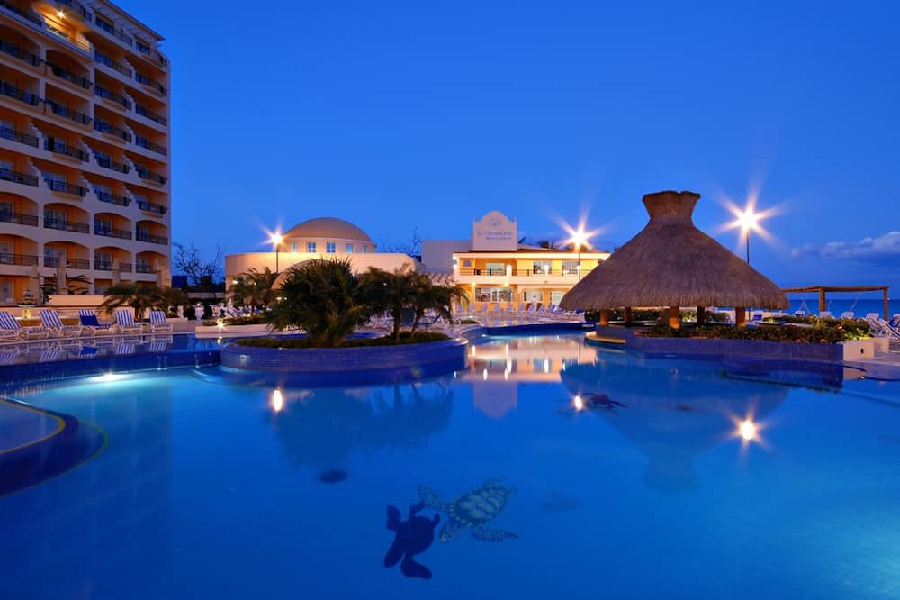 בריכה תמונה