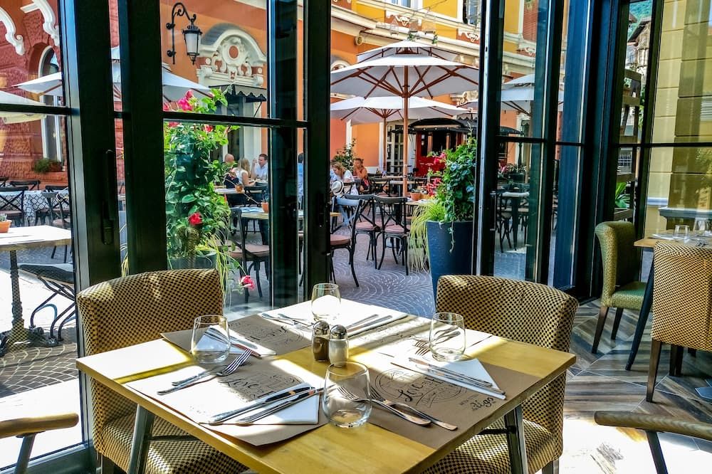 מסעדה תמונה