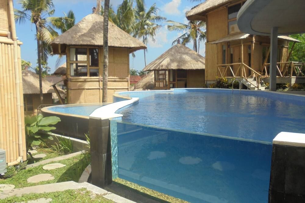 בריכה תמונה