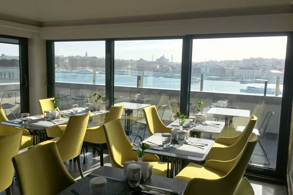 מסעדה תמונה