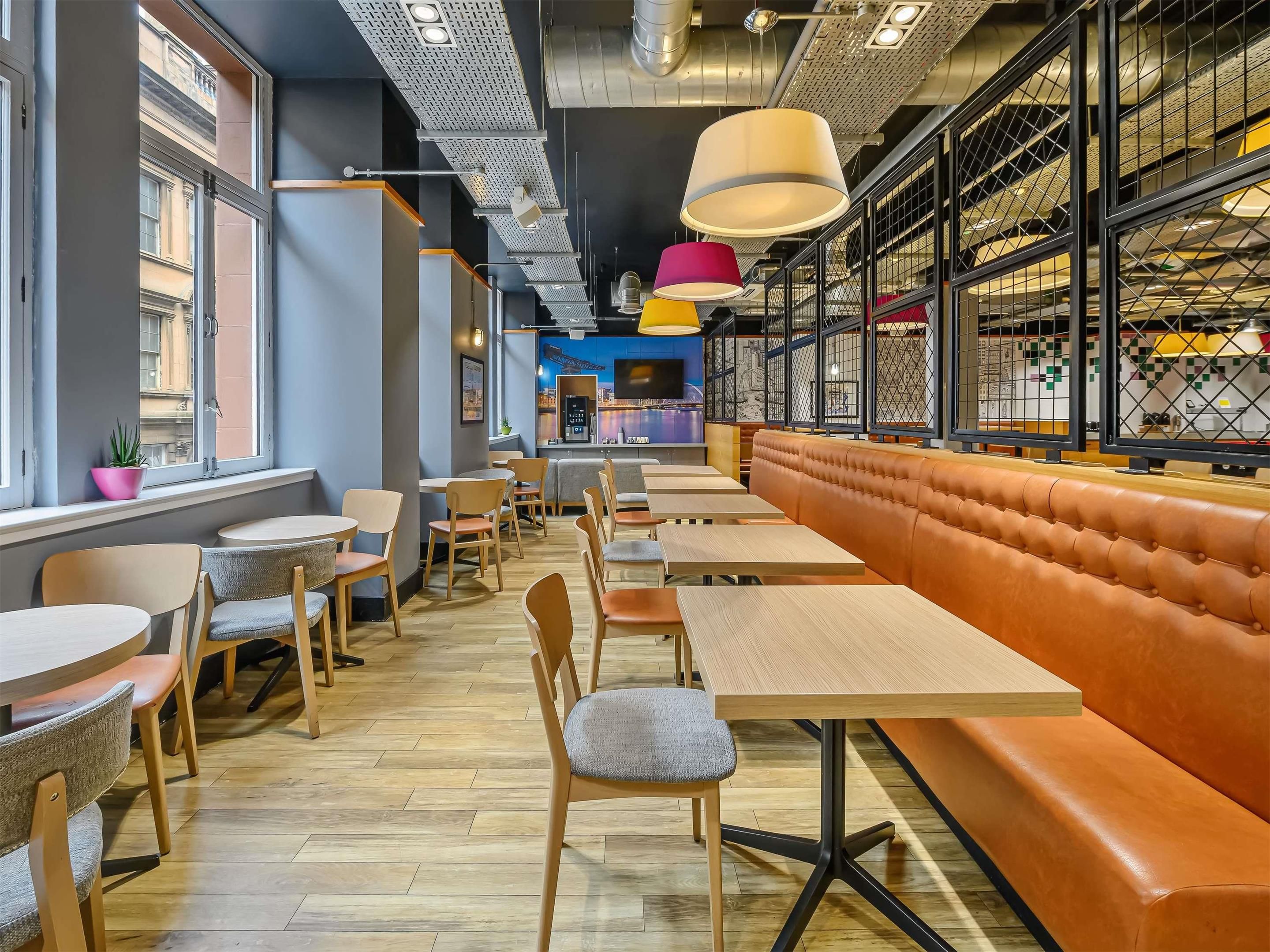 מסעדה תמונה