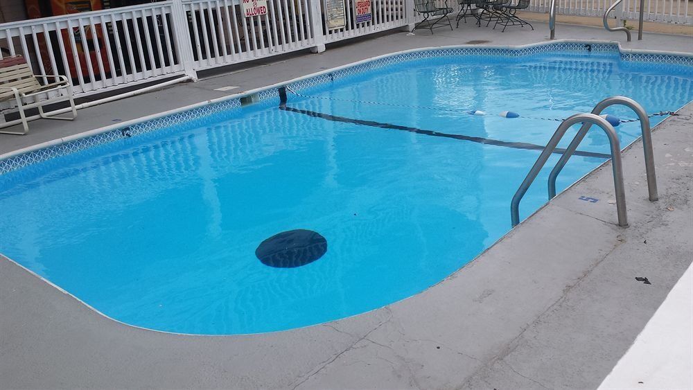 בריכה תמונה