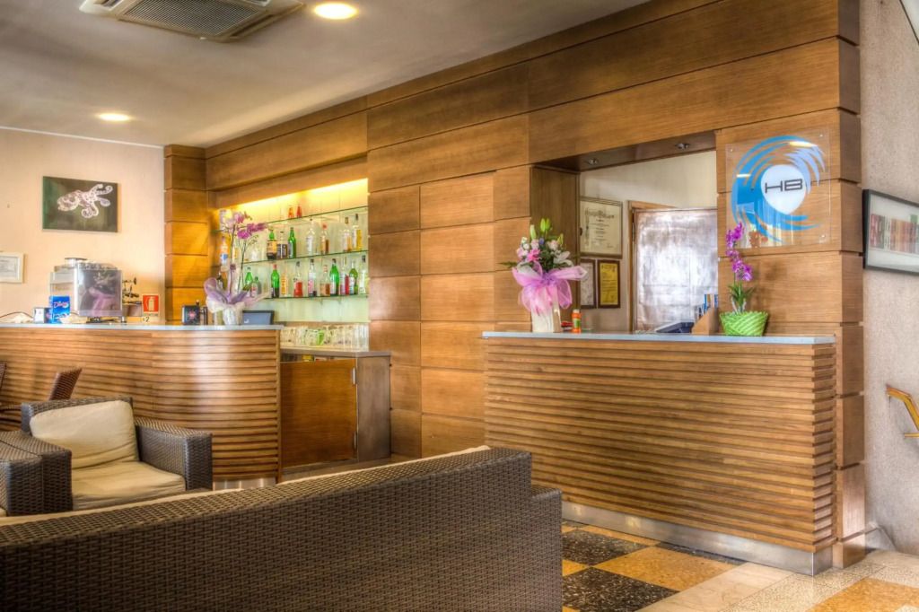 דלפק קבלה תמונה