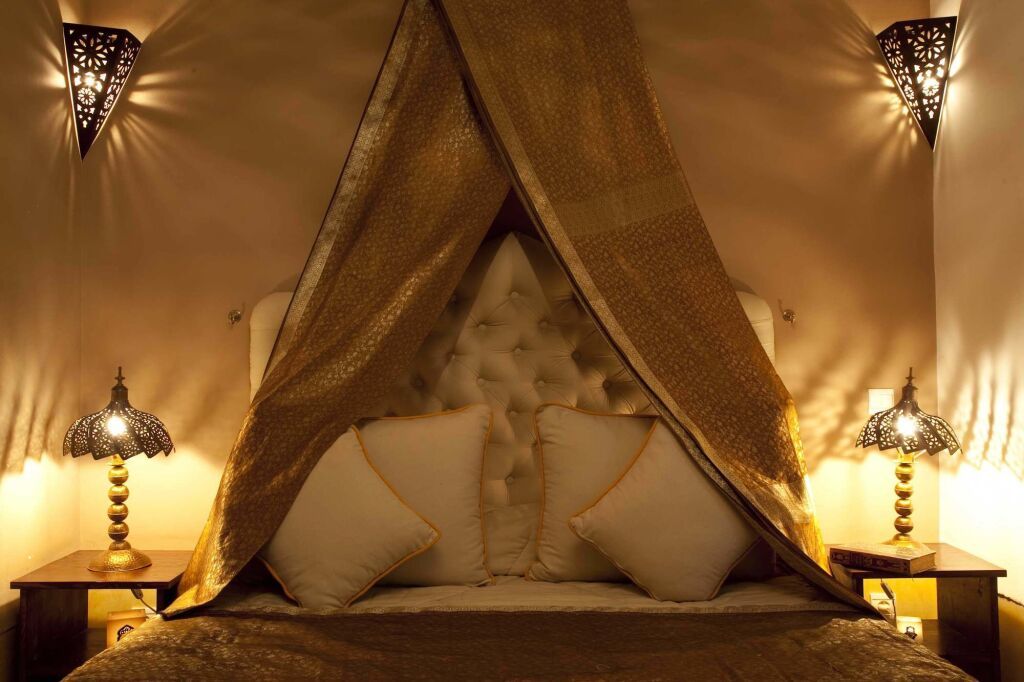 אחר