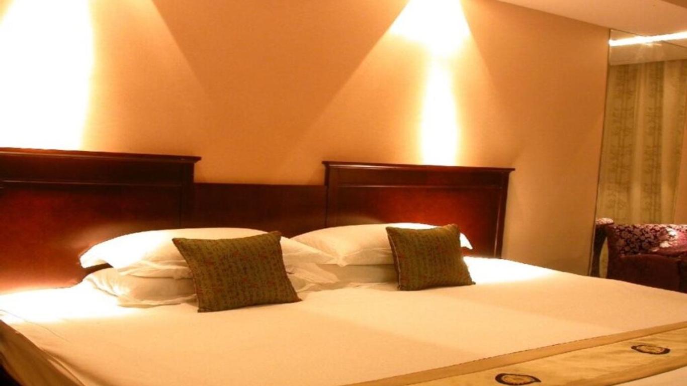 Suzhou Overseas Chinese Hotel