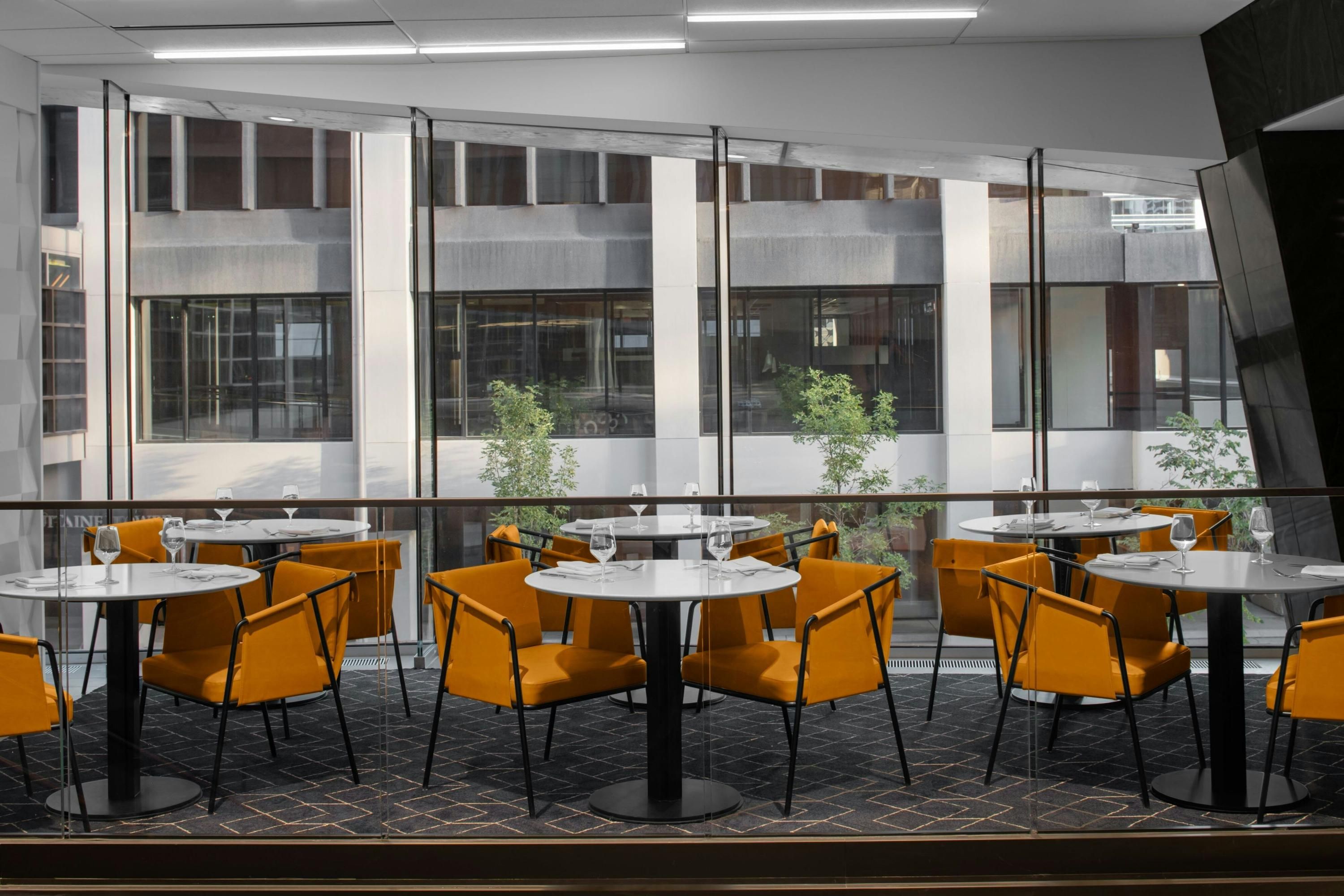 מסעדה תמונה