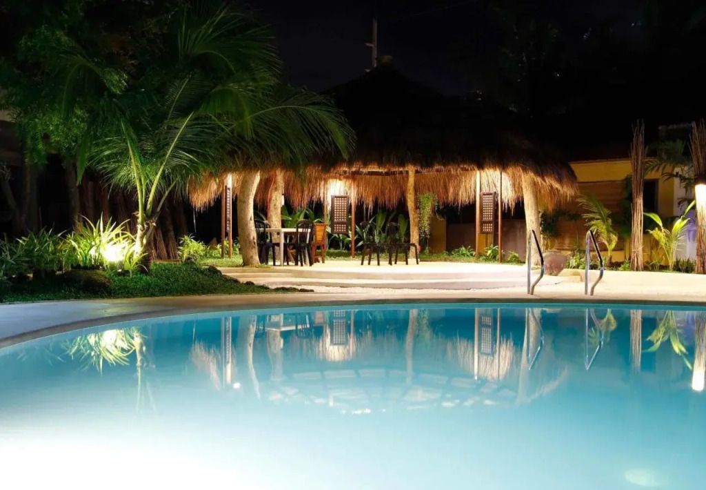 בריכה תמונה