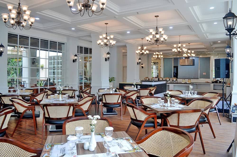 מסעדה תמונה