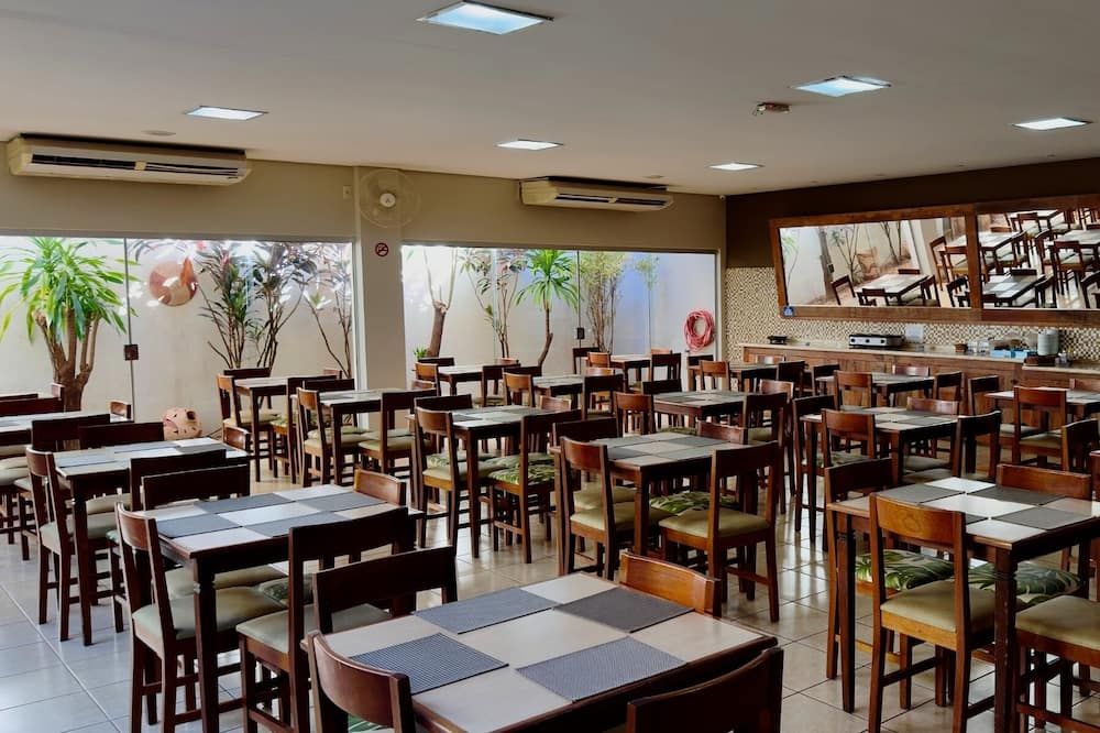 מסעדה תמונה