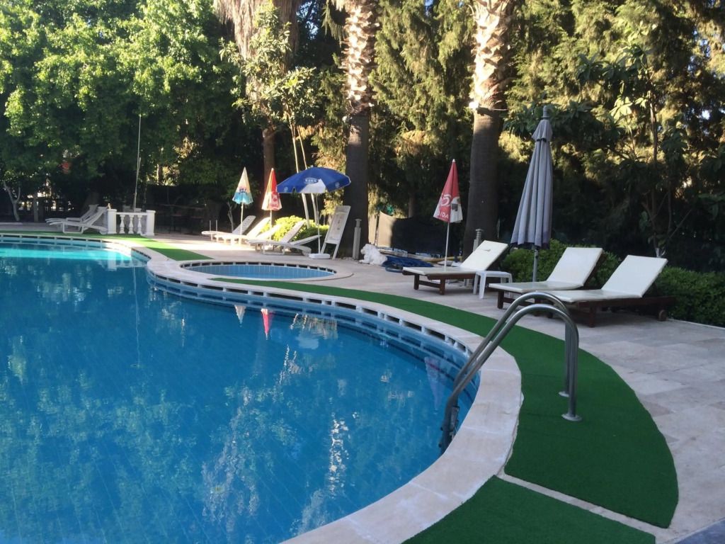 בריכה תמונה